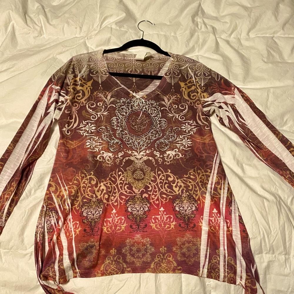 Long Sleeve shirt with beautiful pattern